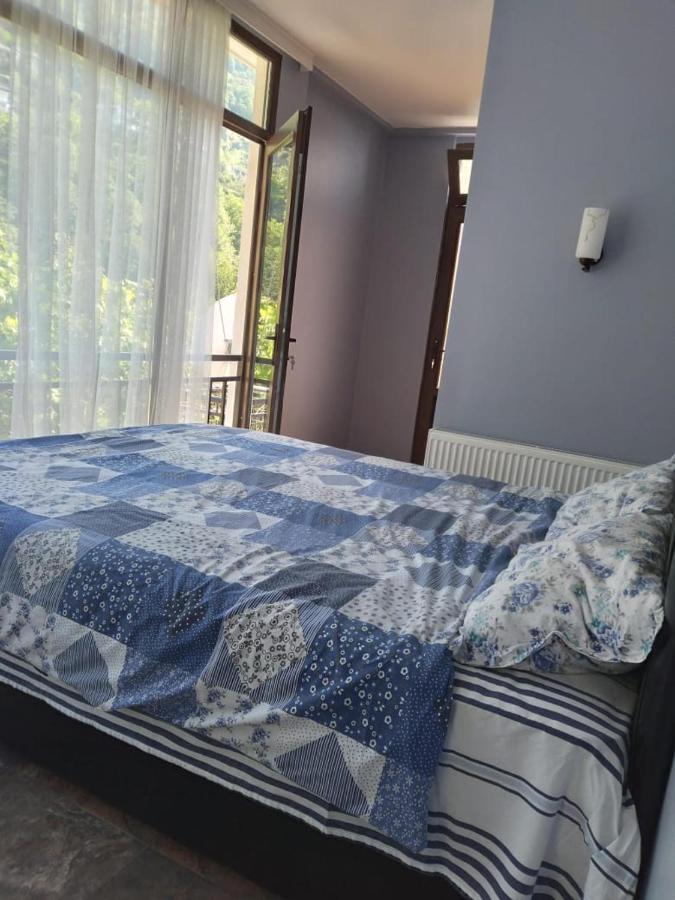 Small Guest House Квариати Екстериор снимка